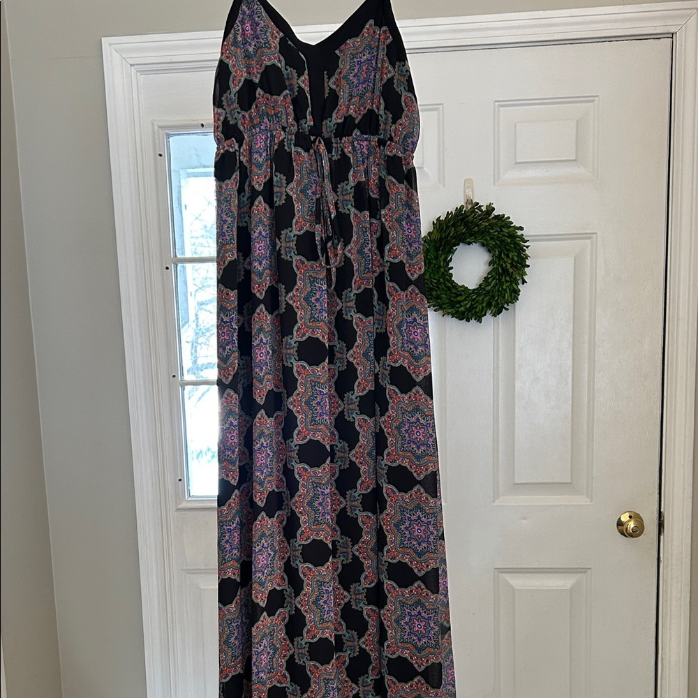 Doe & Rae Black and Pink Patterned Dress